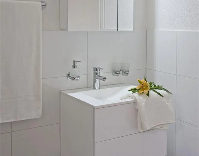 The Guests' House 3*