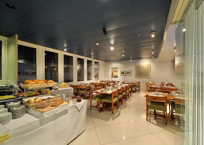 酒店 The Guests' House